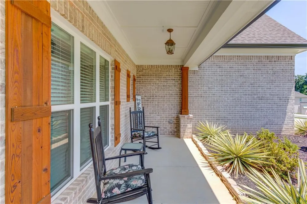 222 Ivey Drive Bethlehem, GA 30620