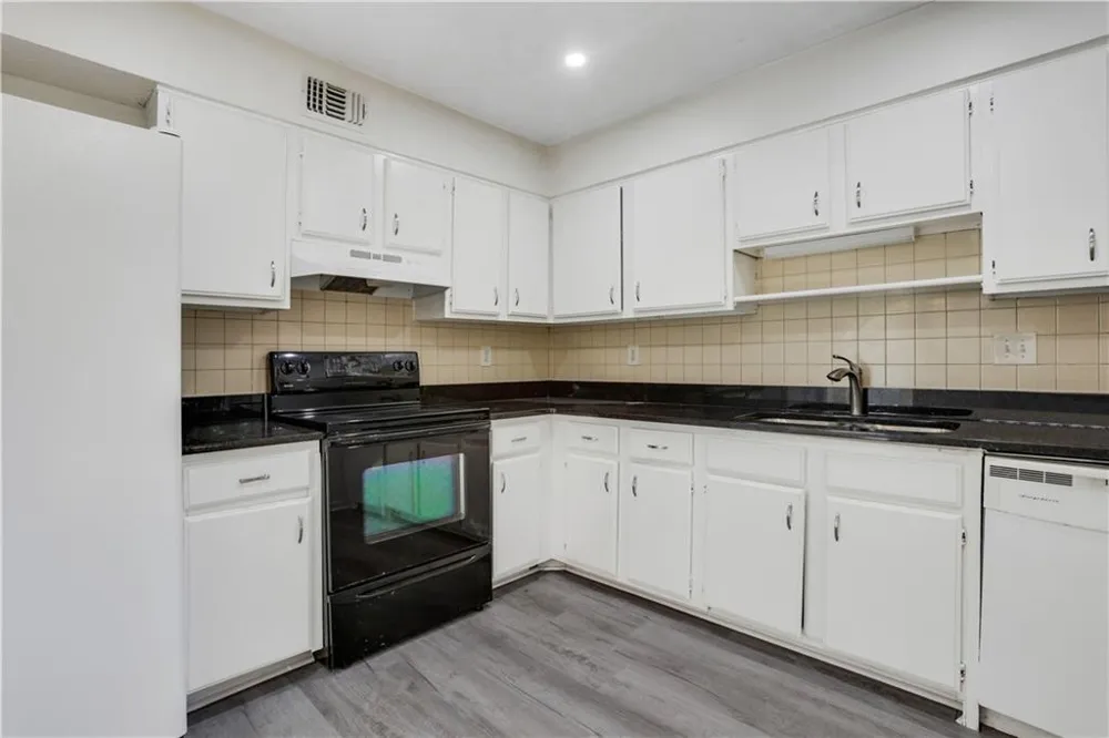 6308 E Windsor Lane Norcross, GA 30093