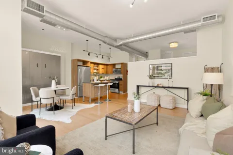 1390 V STREET NW #203