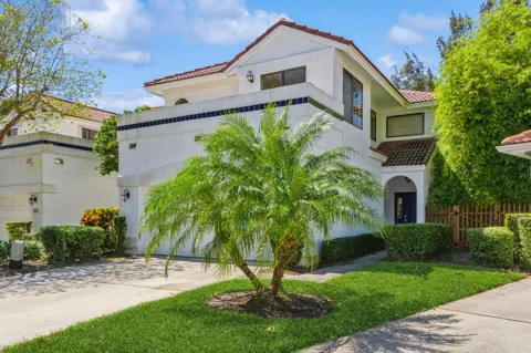 5504 FOX HOLLOW DRIVE