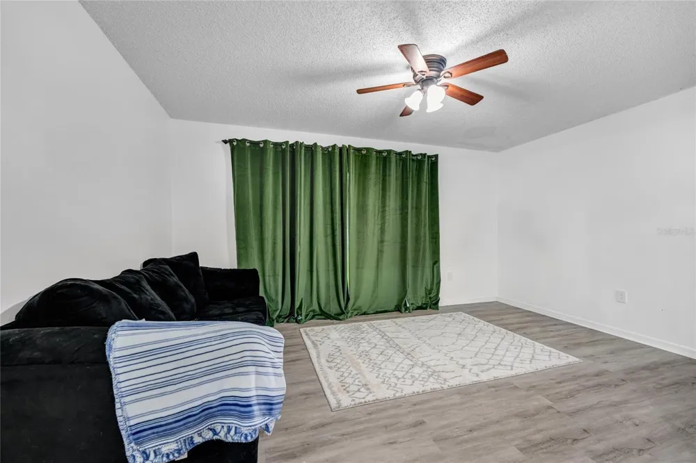 202 RIVERBEND DRIVE #103 Altamonte Springs, FL 32714