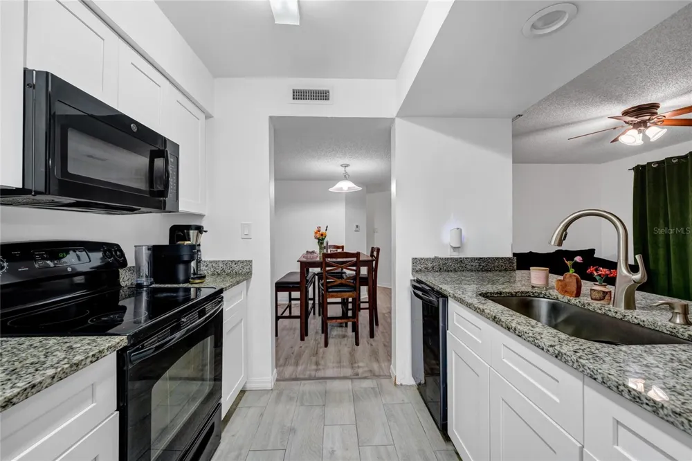 202 RIVERBEND DRIVE #103 Altamonte Springs, FL 32714