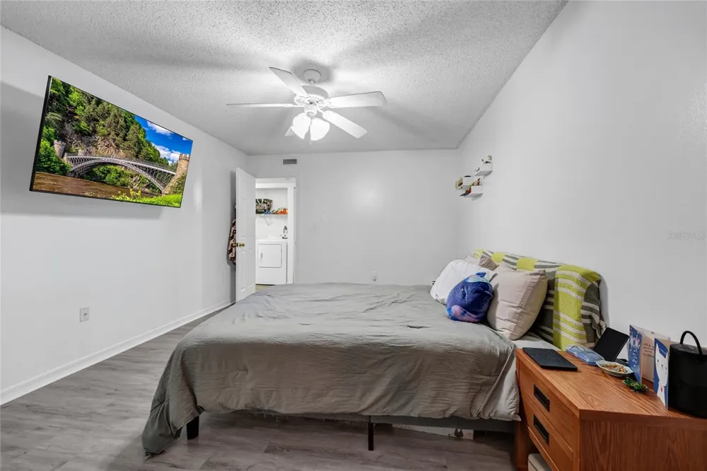 202 RIVERBEND DRIVE #103 Altamonte Springs, FL 32714