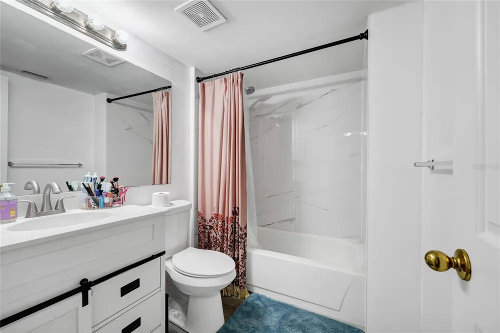 202 RIVERBEND DRIVE #103 Altamonte Springs, FL 32714