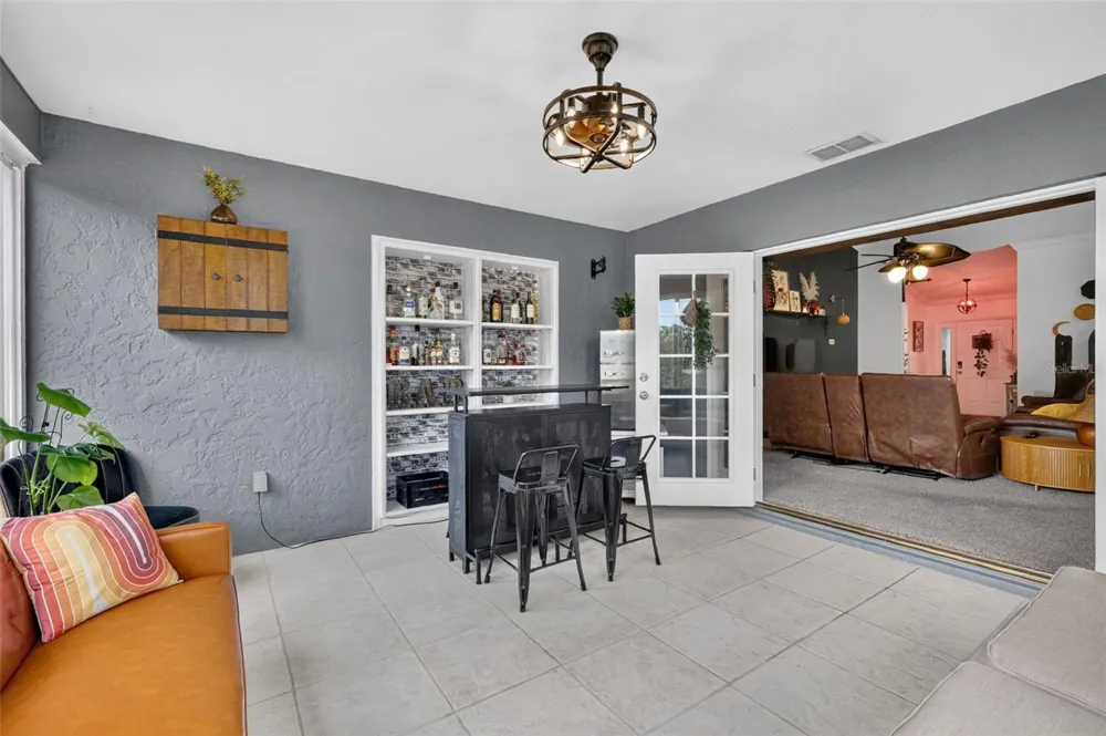 57 TOWNHILL DRIVE Eustis, FL 32726