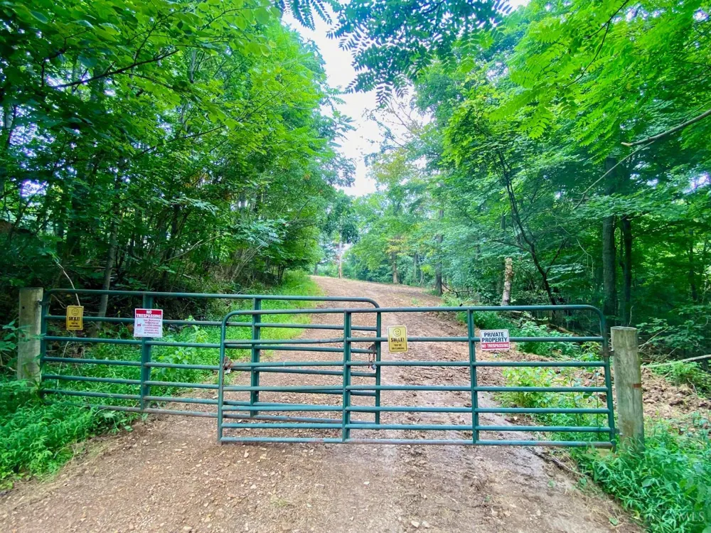 206 Thelma Lane Blue Creek, OH 45616