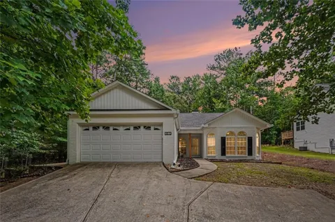 3280 Greenhill Drive