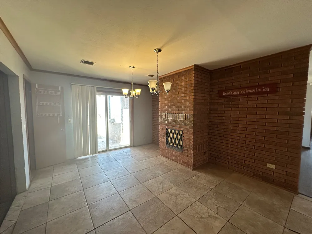 1308 Lion Street Miami, TX 79059