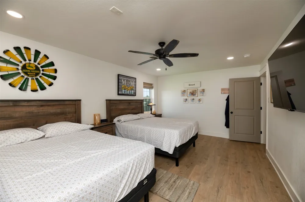 489 Pine Road Poolville, TX 76487