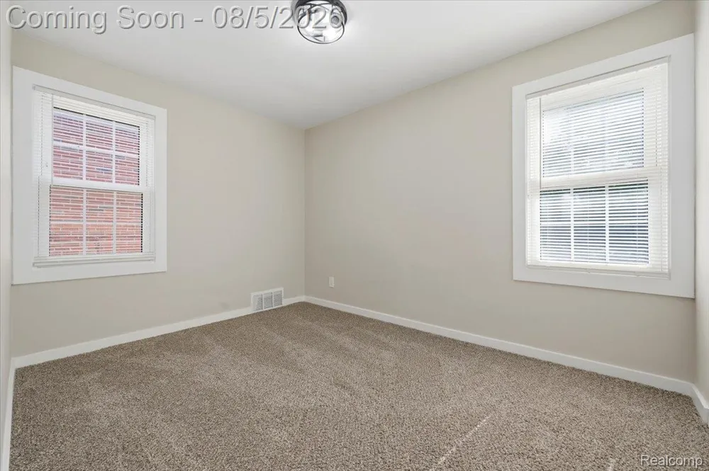 16712 Glastonbury Road Detroit City, MI 48219