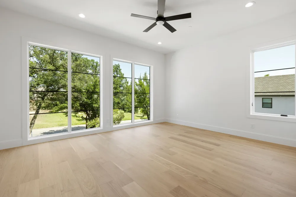 9421 Thornberry Lane Dallas, TX 75220