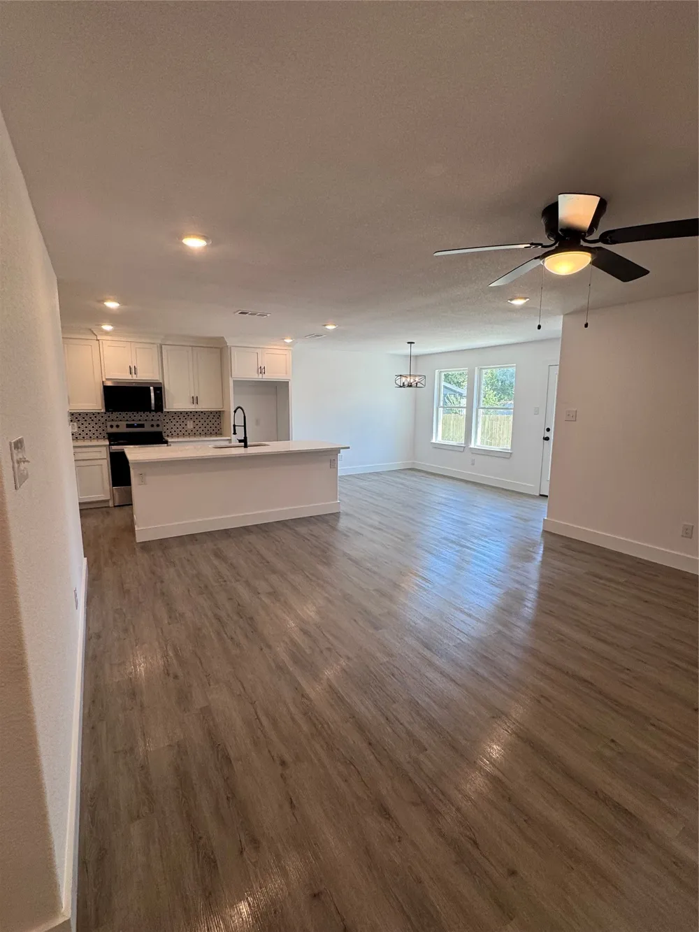 103 Virginia Drive Palmer, TX 75152