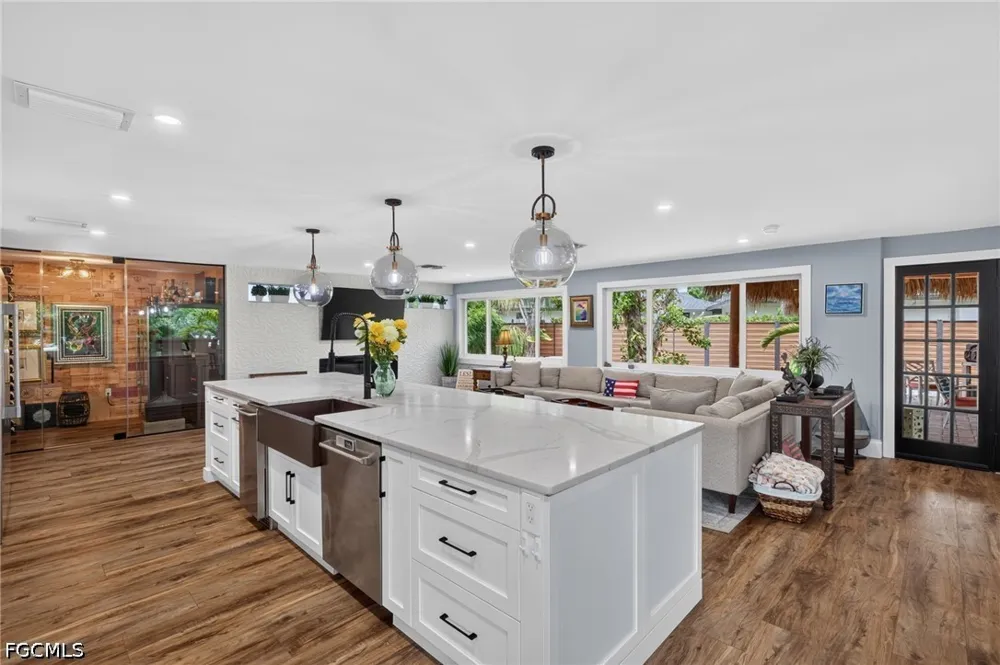 Sunnyside Court Fort Myers, FL 33919