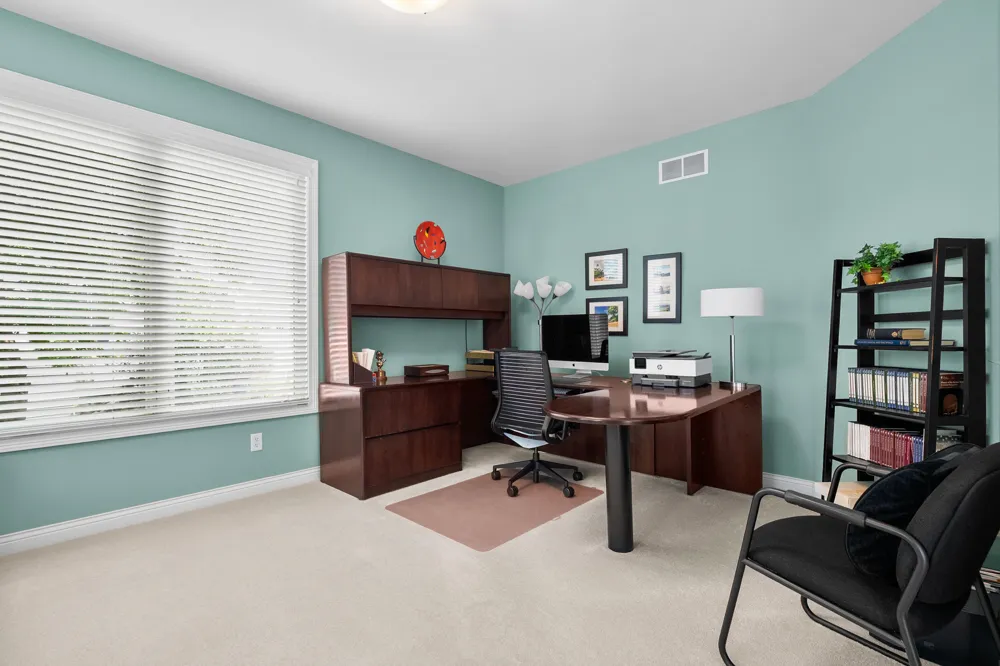 8475 Parkstone Terrace Mattawan, MI 49071
