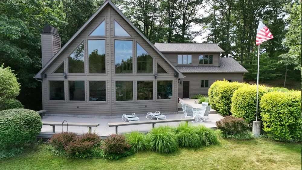 4821 Crescent Beach Road Onekama, MI 49675