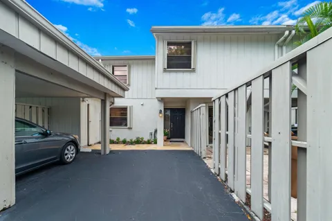 219 Wildwood Circle