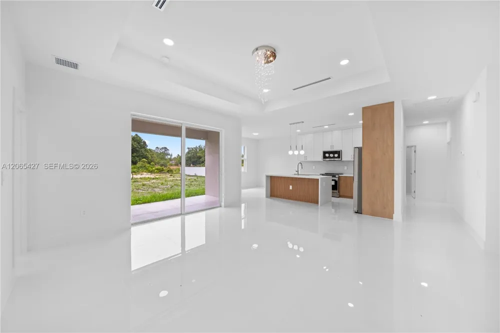 1506 Richmond Ave N Lehigh Acres, FL 33972