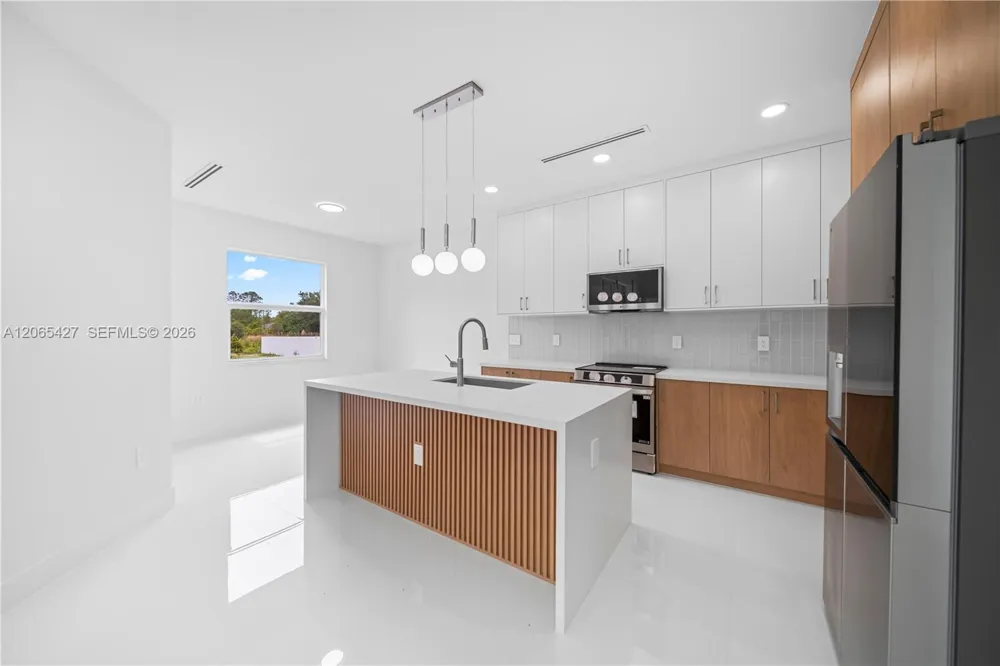 1506 Richmond Ave N Lehigh Acres, FL 33972