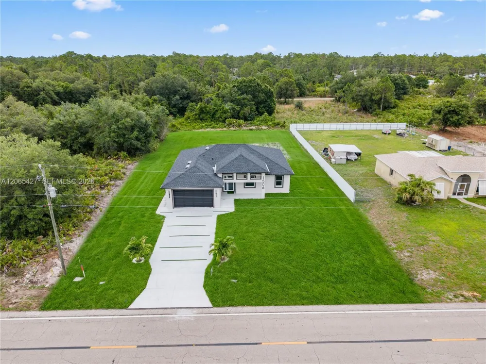 1506 Richmond Ave N Lehigh Acres, FL 33972