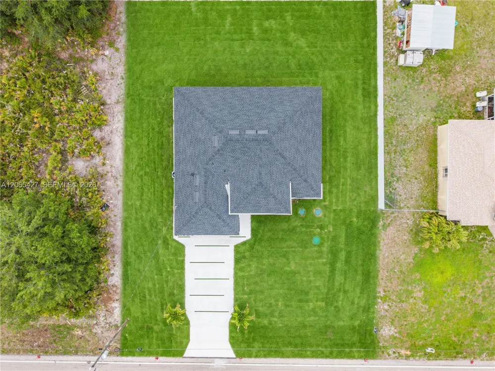 1506 Richmond Ave N Lehigh Acres, FL 33972