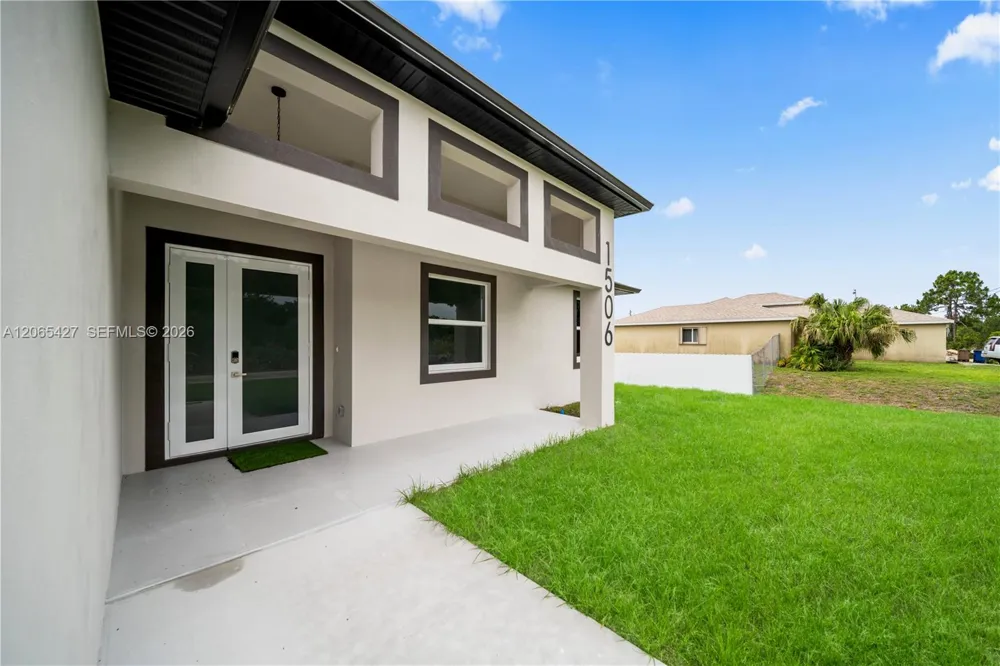 1506 Richmond Ave N Lehigh Acres, FL 33972