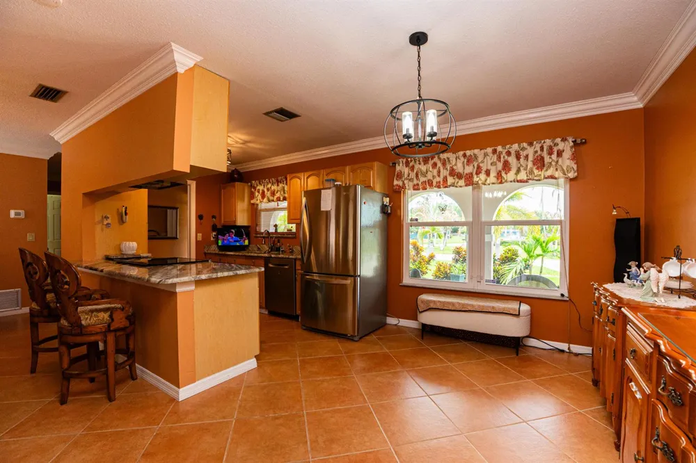 814 SE Corto Court Port St. Lucie, FL 34983