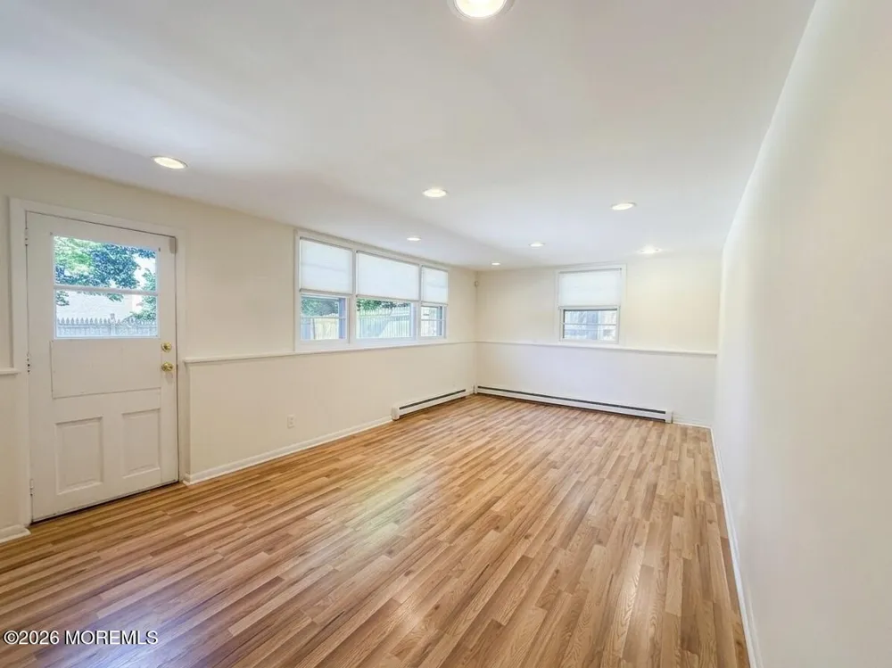 29 Devonshire Terrace West Orange, NJ 07052