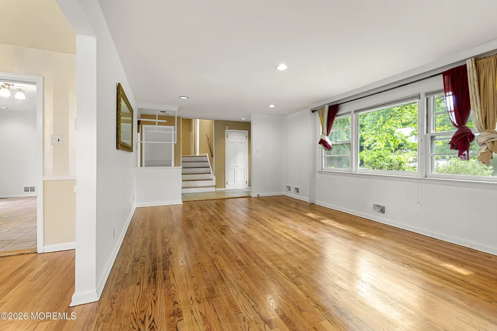 29 Devonshire Terrace West Orange, NJ 07052