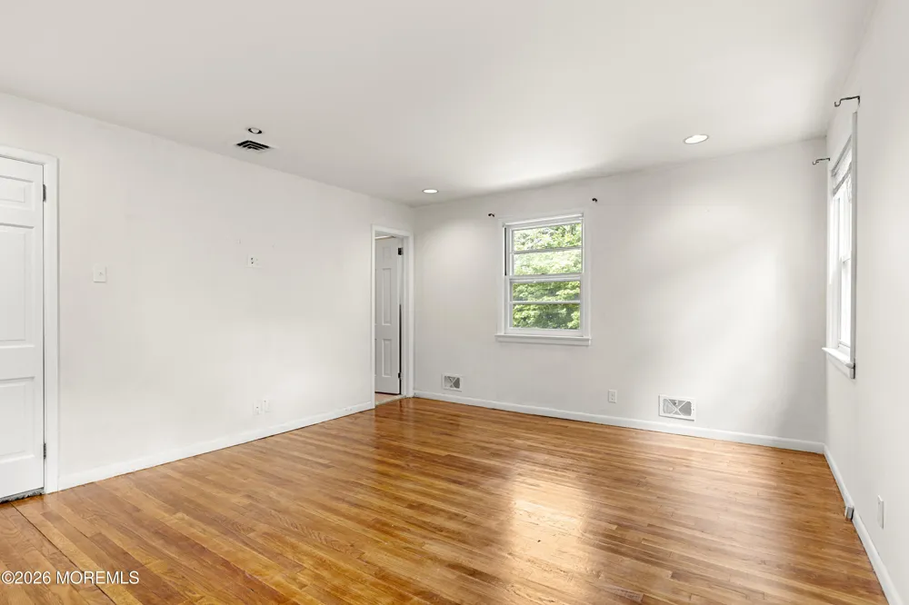 29 Devonshire Terrace West Orange, NJ 07052
