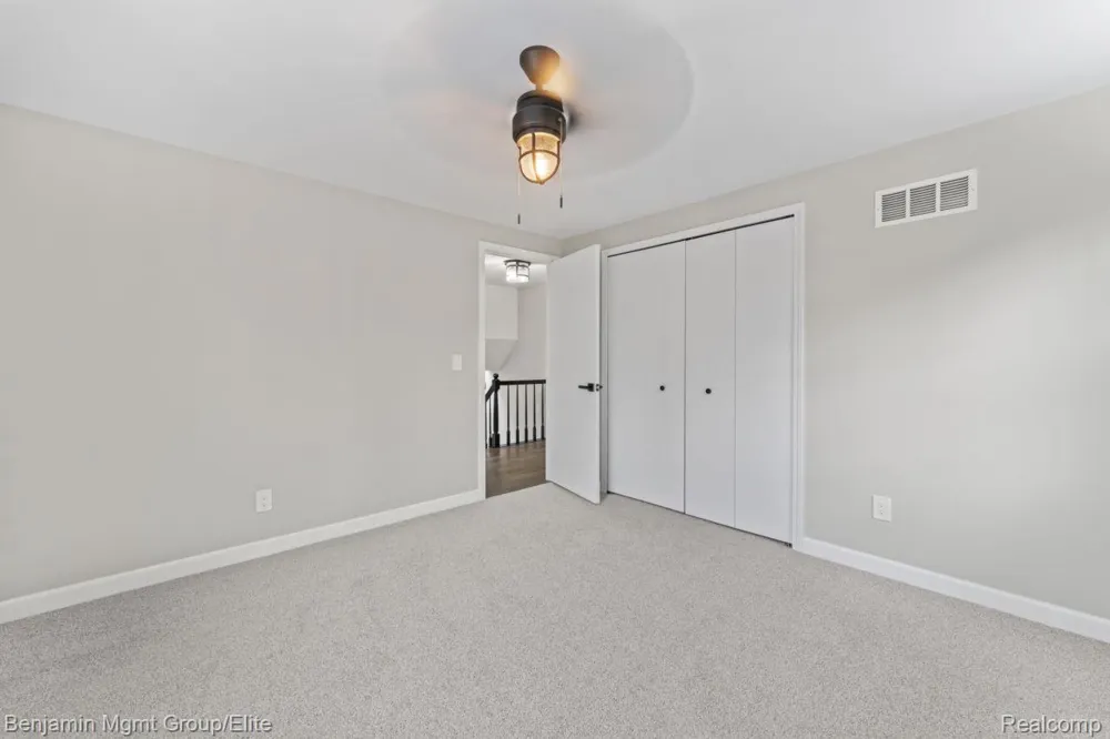 5910 Cedar Knoll Drive Genoa Township, MI 48116