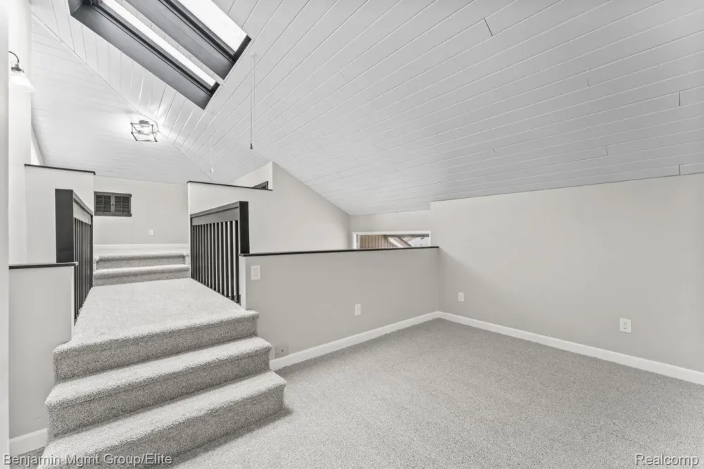 5910 Cedar Knoll Drive Genoa Township, MI 48116