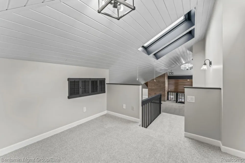 5910 Cedar Knoll Drive Genoa Township, MI 48116