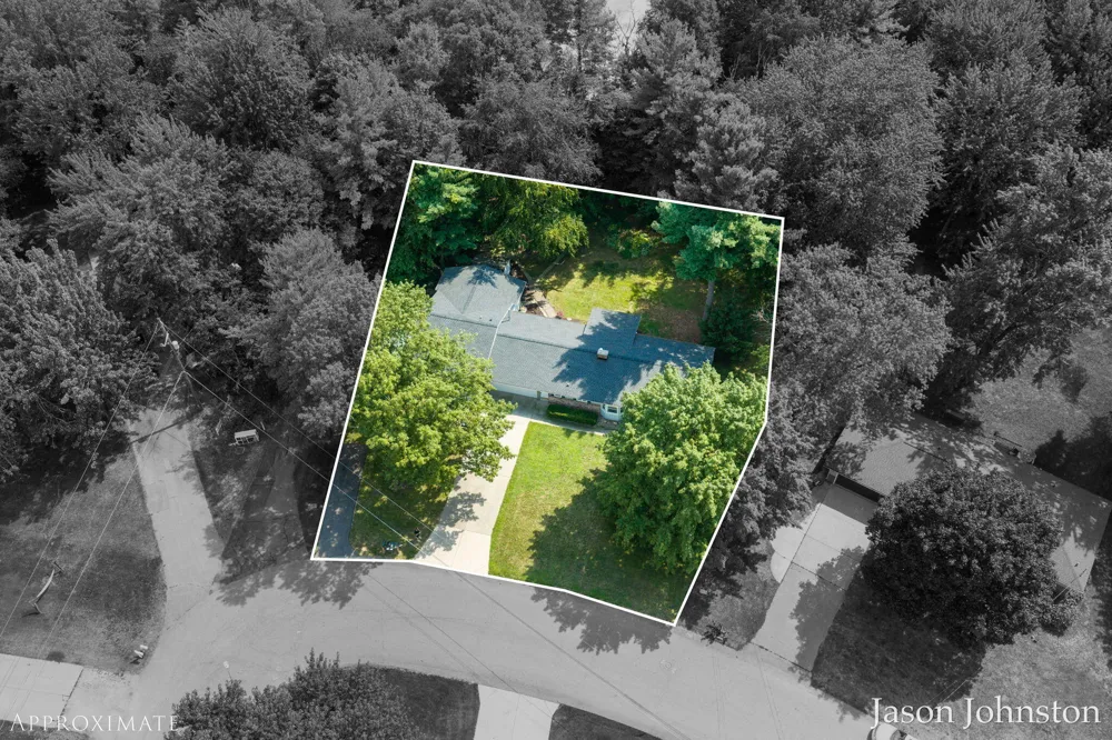 8921 Norman Drive Georgetown Charter Township, MI 49428