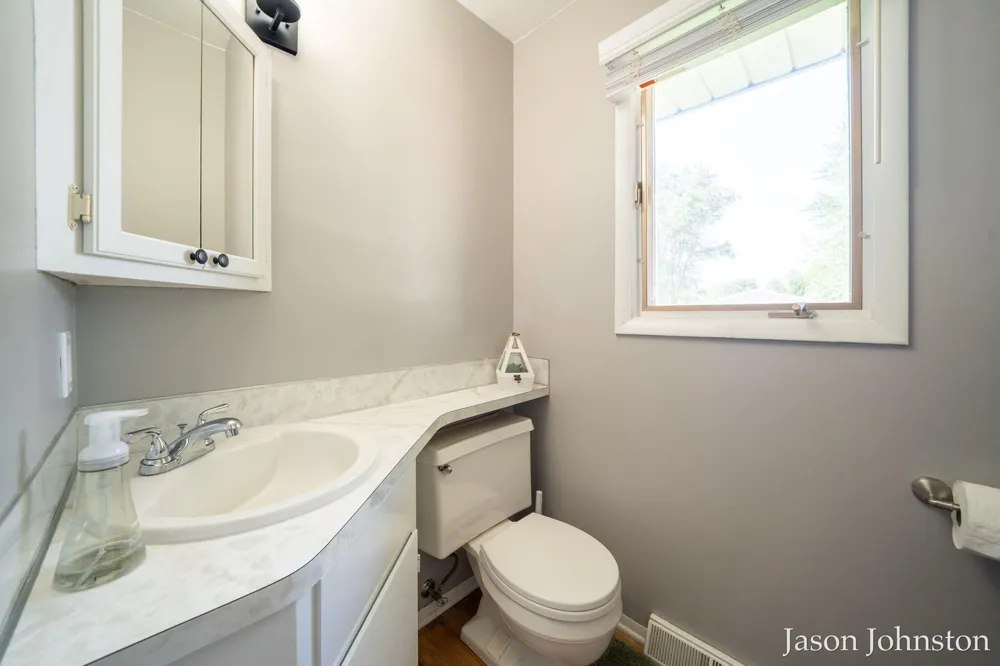 8921 Norman Drive Georgetown Charter Township, MI 49428