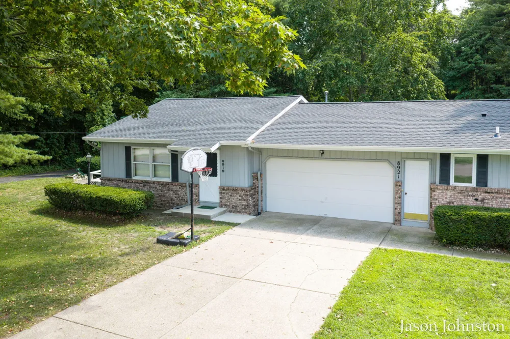 8921 Norman Drive Georgetown Charter Township, MI 49428