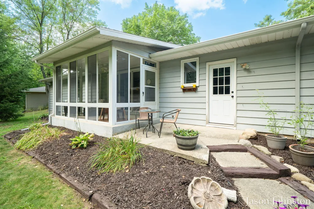 8921 Norman Drive Georgetown Charter Township, MI 49428