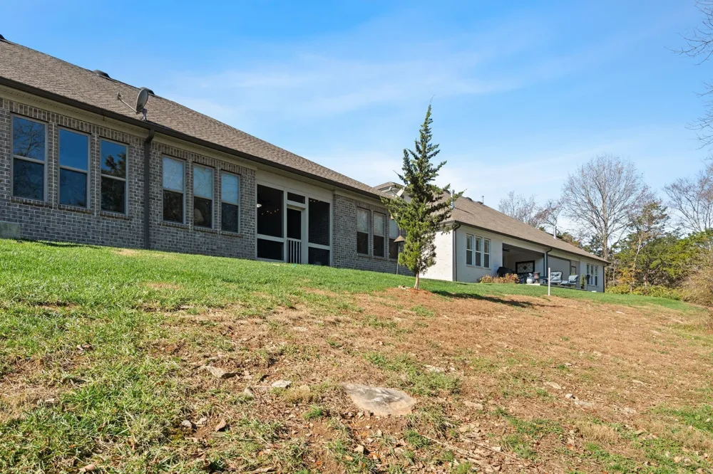 2279 Seven Points Cir Hermitage, TN 37076