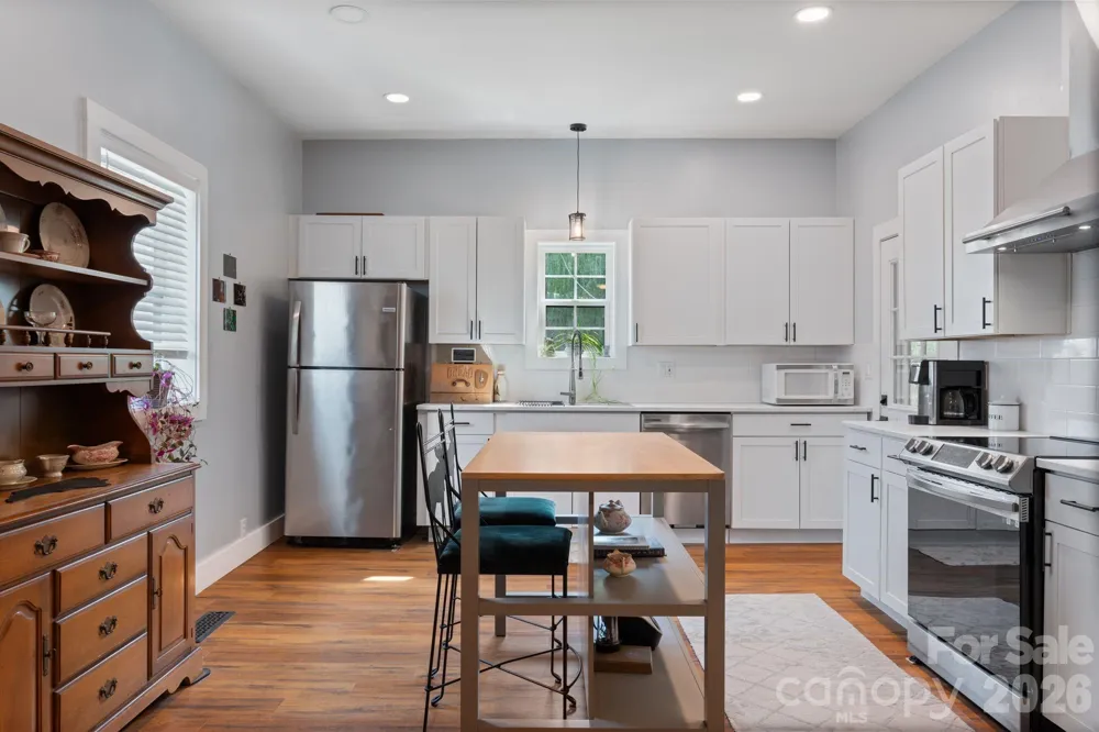 636 Trade Street Tryon, NC 28782