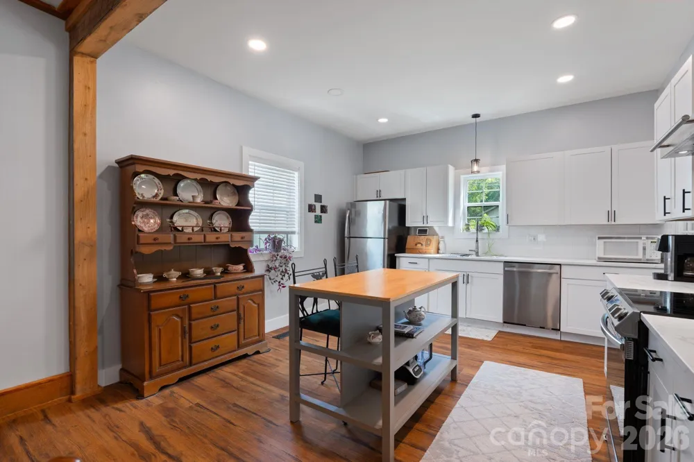636 Trade Street Tryon, NC 28782