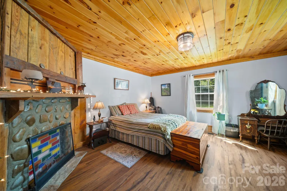 636 Trade Street Tryon, NC 28782