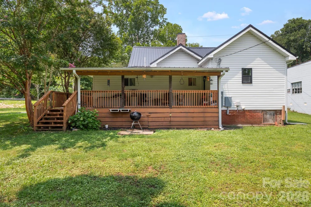 636 Trade Street Tryon, NC 28782