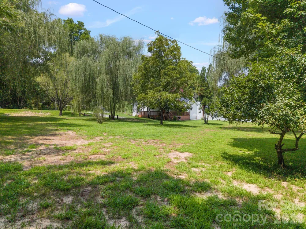 636 Trade Street Tryon, NC 28782