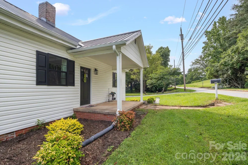 636 Trade Street Tryon, NC 28782