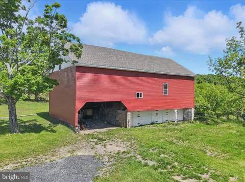 1652 BONSER ROAD