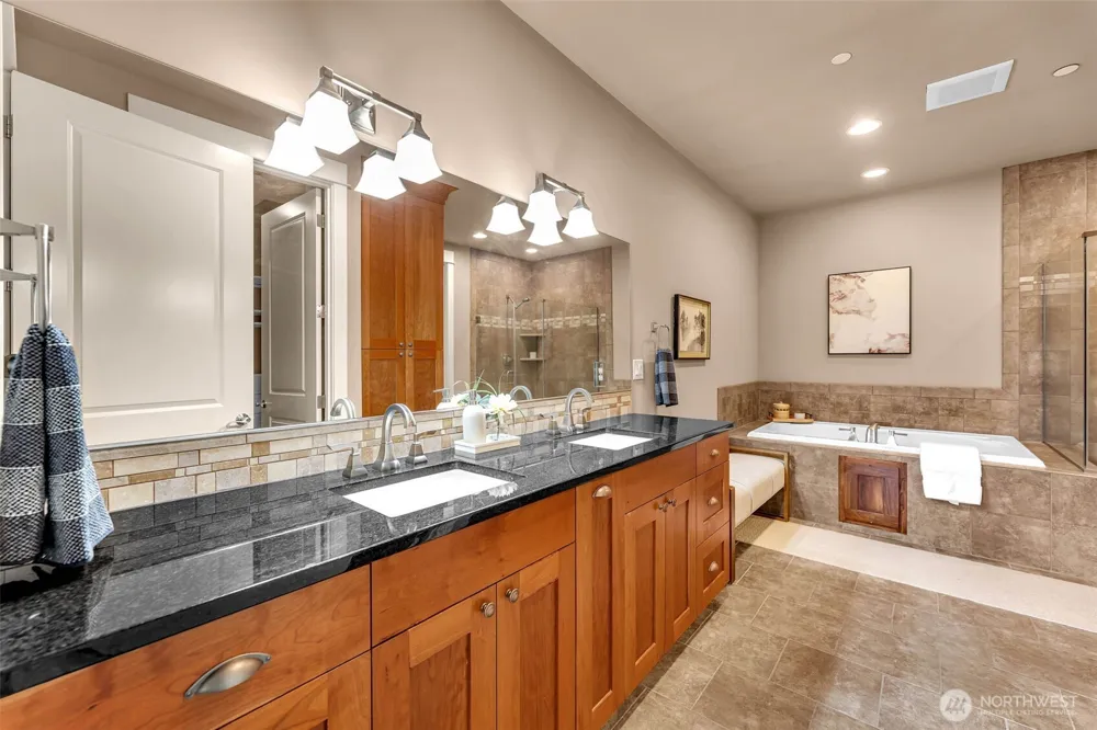 4029 NW 77th Avenue Camas, WA 98607
