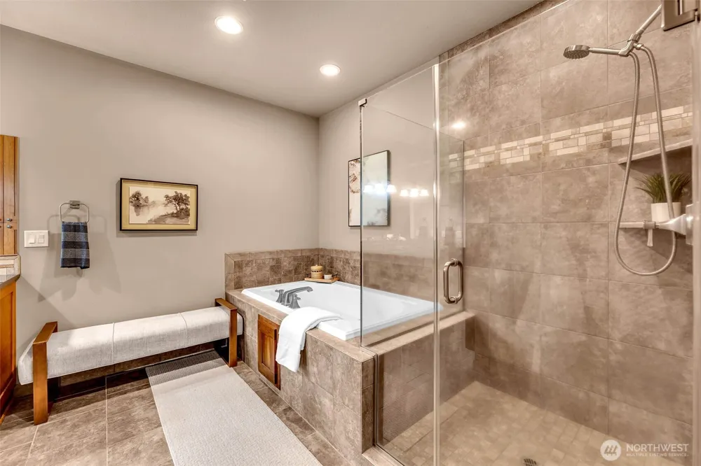 4029 NW 77th Avenue Camas, WA 98607