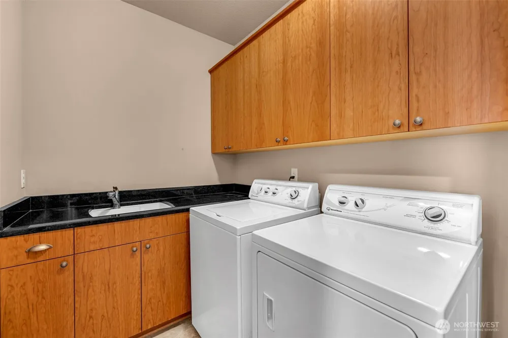 4029 NW 77th Avenue Camas, WA 98607