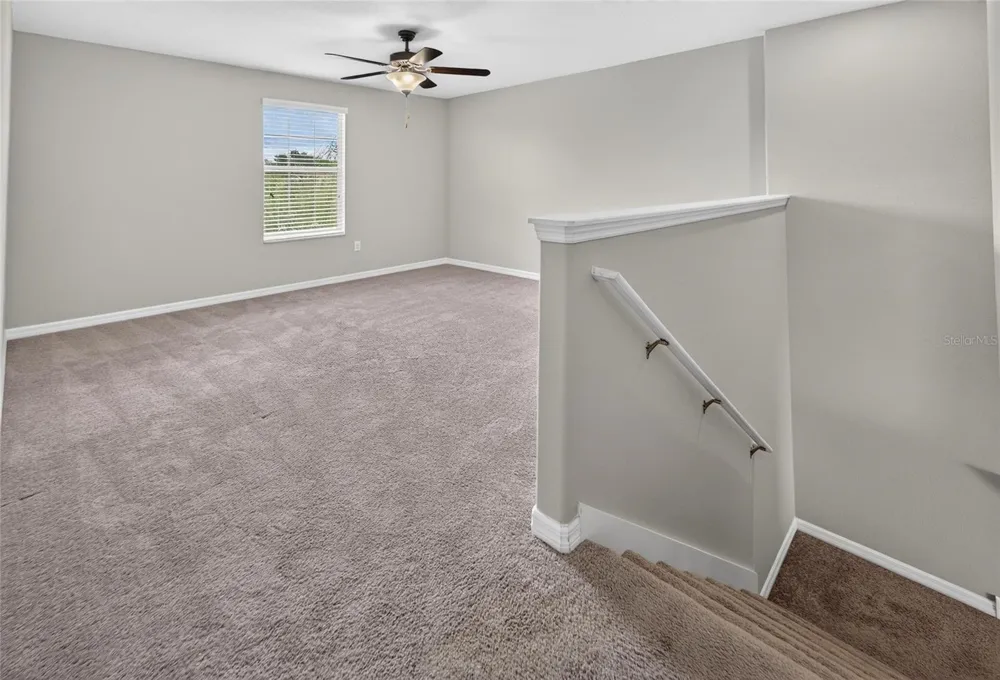 215 ENGLISH HERITAGE PLACE Dover, FL 33527