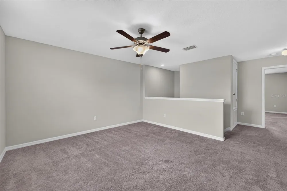 215 ENGLISH HERITAGE PLACE Dover, FL 33527