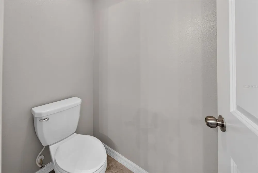 215 ENGLISH HERITAGE PLACE Dover, FL 33527